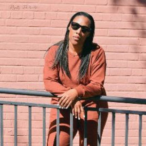 Meet your Posher, Evelyn